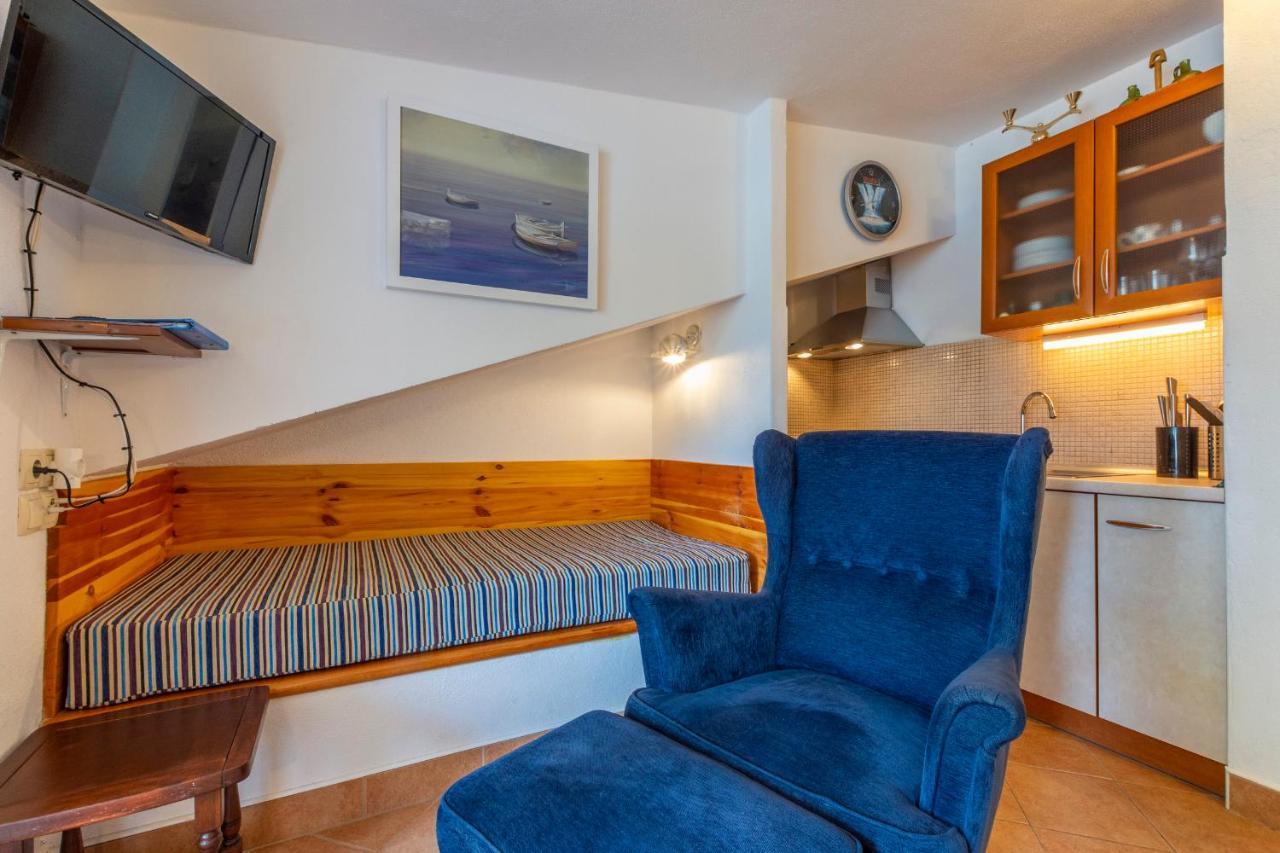 Janus Apartments Jelsa  Kültér fotó