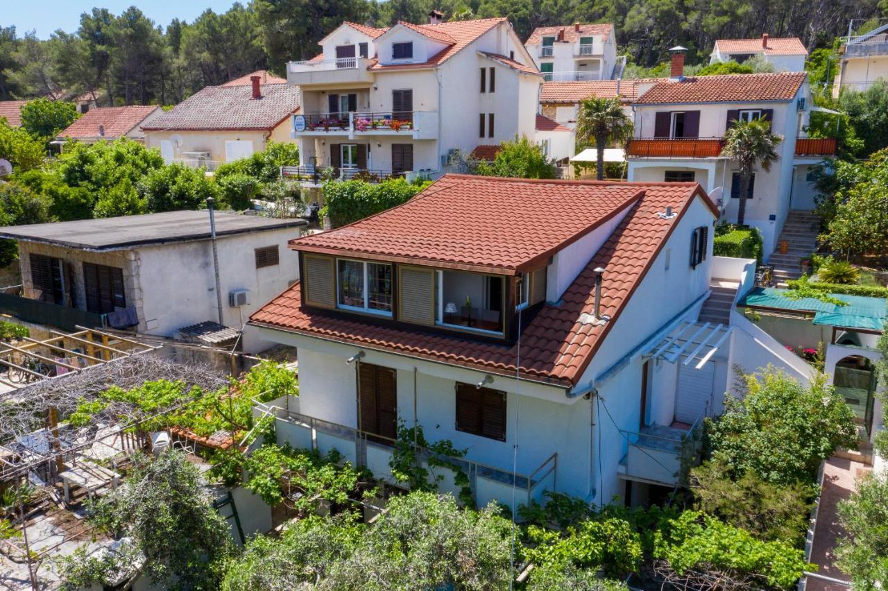 Janus Apartments Jelsa  Kültér fotó